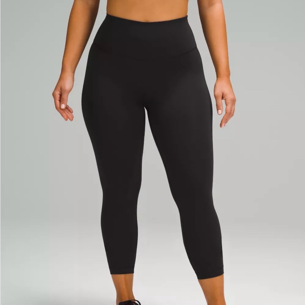 Wunder Under Train Contour Fit High-Rise Tight 25”. Like new!